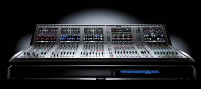 Soundcraft_Vi6_w