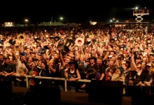 Ute_Muster_Crowd