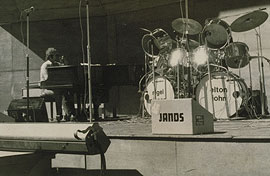 Elton John 1971